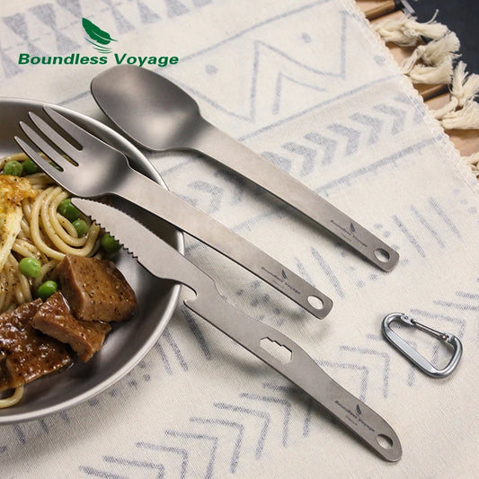 using-titanium-cutlery-set-for-camping-meal