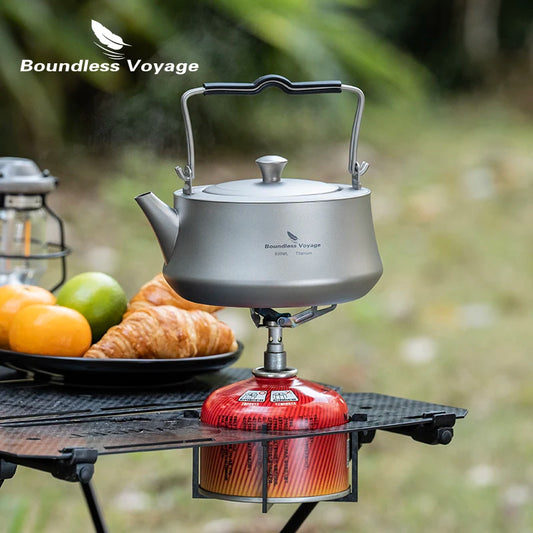 brewing-tea-with-titanium-kettle-over-camp-stove
