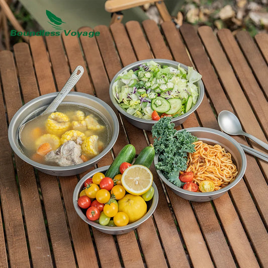 using-titanium-bowls-for-camping-meal