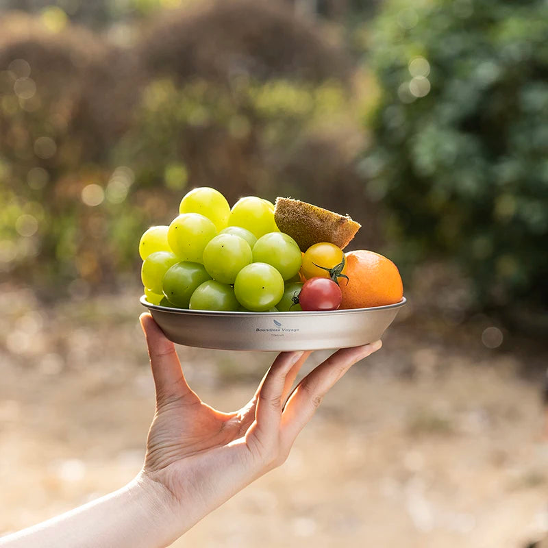 using-titanium-bowl-and-plate-set-at-campsite