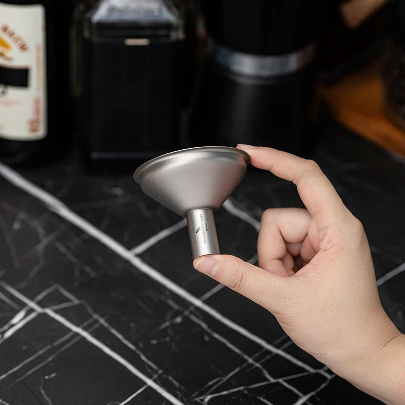 titanium-funnel-smooth-pour-no-spill