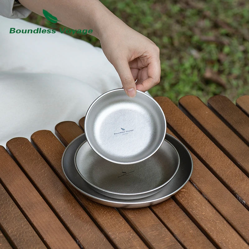stackable-titanium-plates-nested-for-compact-storage