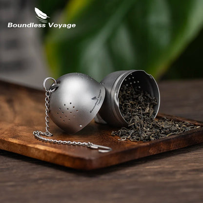 brewing-loose-leaf-tea-with-titanium-tea-ball-at-home