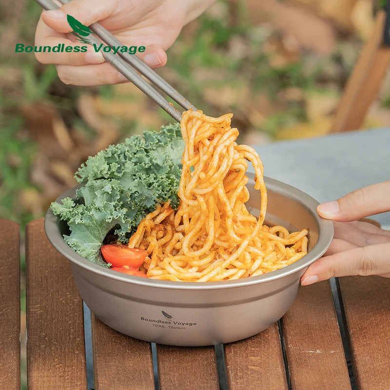 using-titanium-bowls-for-camping-meal
