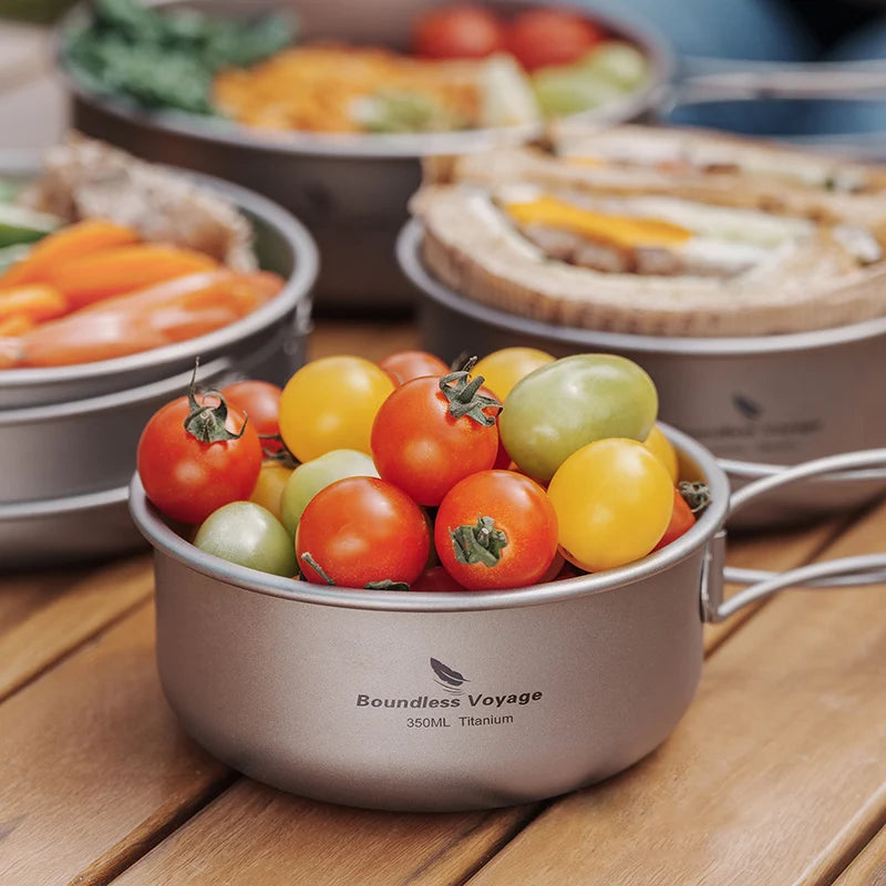 using-titanium-bowls-for-camping-meal