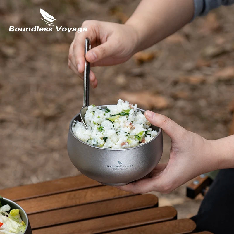 using-titanium-bowls-for-family-dinner