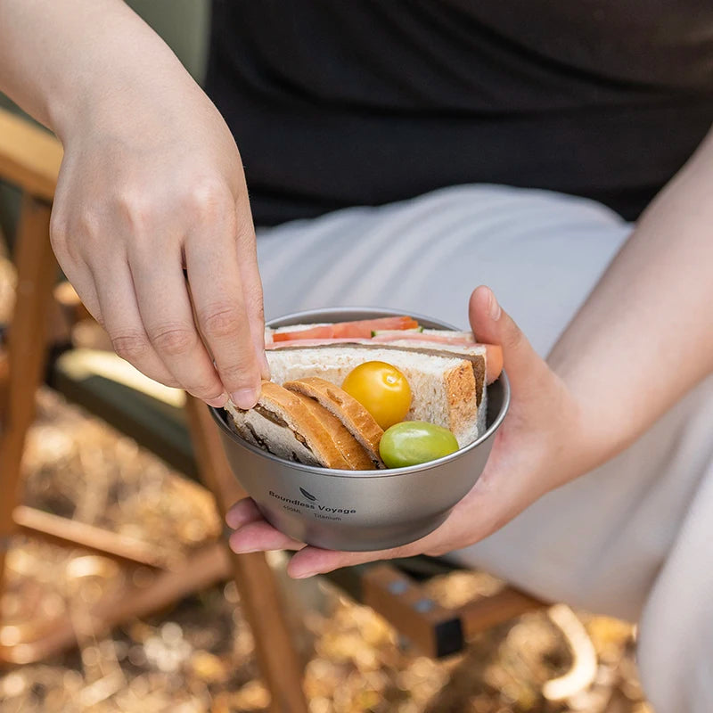 using-titanium-bowl-and-plate-set-at-campsite