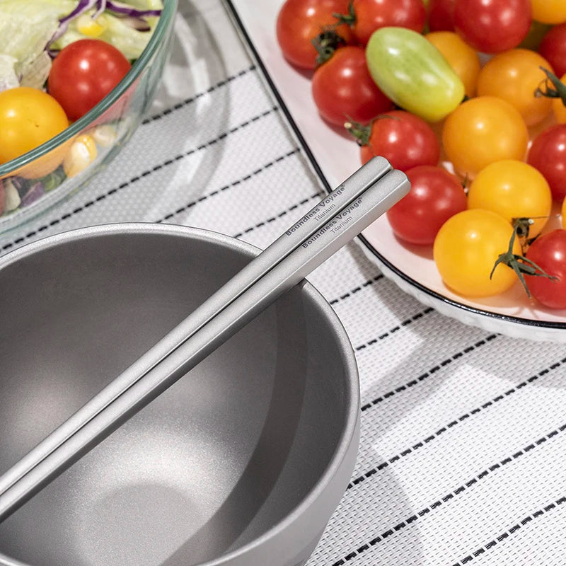 hollow-heat-proof-titanium-chopsticks-for-hot-pot