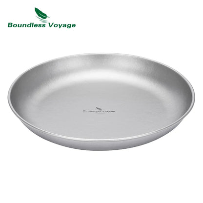 serving-sauces-and-snacks-on-titanium-plates