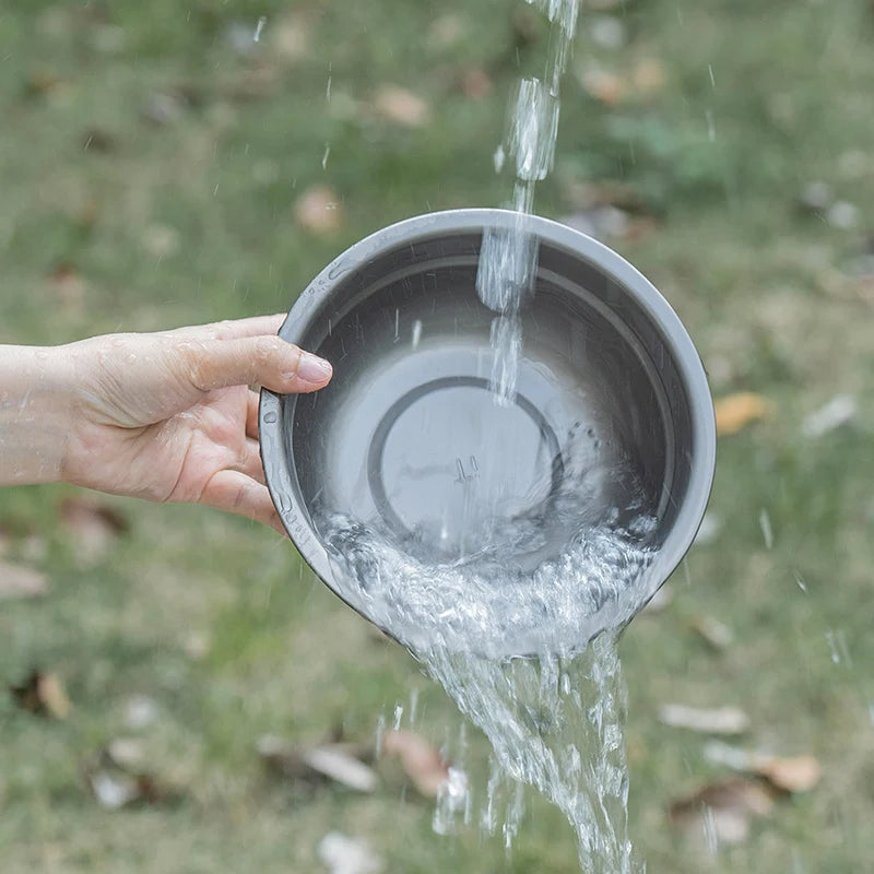 using-titanium-bowls-for-camping-meal