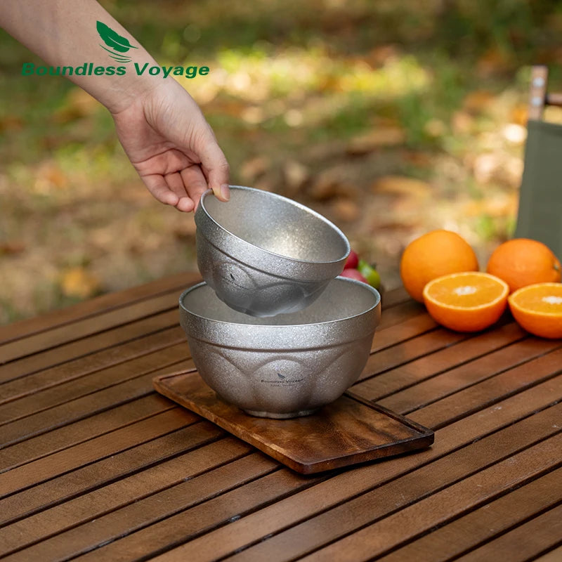 using-titanium-bowls-for-camping-meal