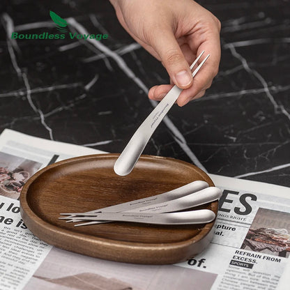 using-titanium-spork-to-eat-camping-meal