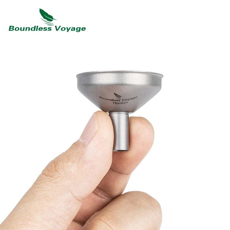 titanium-funnel-included-with-flask-for-easy-filling