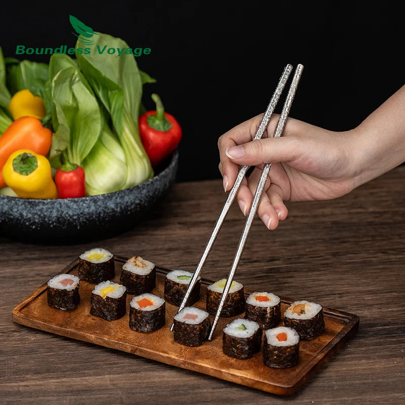 using-titanium-chopsticks-for-sushi-and-noodles