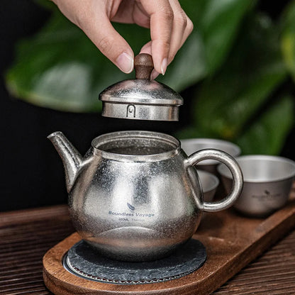 Boundless Voyage Titanium Teapot – 380ml, Built-in Filter, Wooden Knob, Crystallized Finish Ti3107D