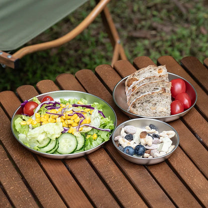 serving-sauces-and-snacks-on-titanium-plates