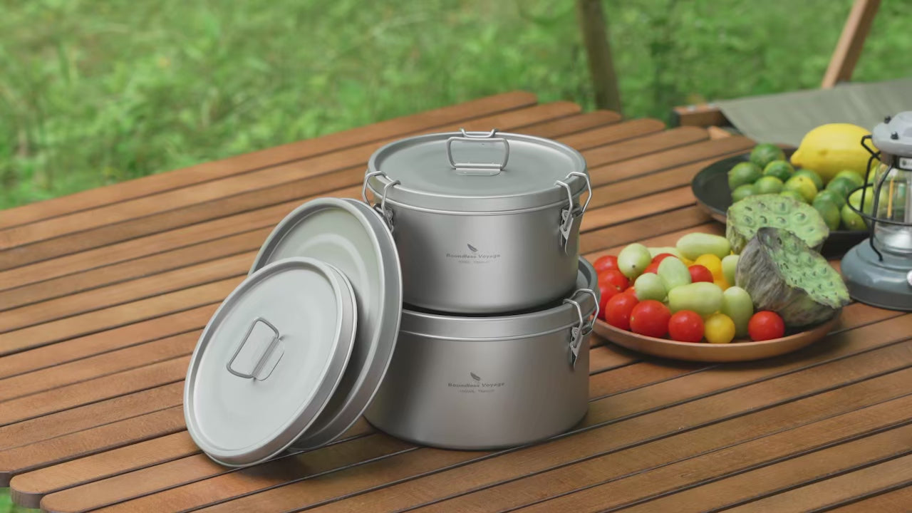 Titanium Food Container with 2 Lids